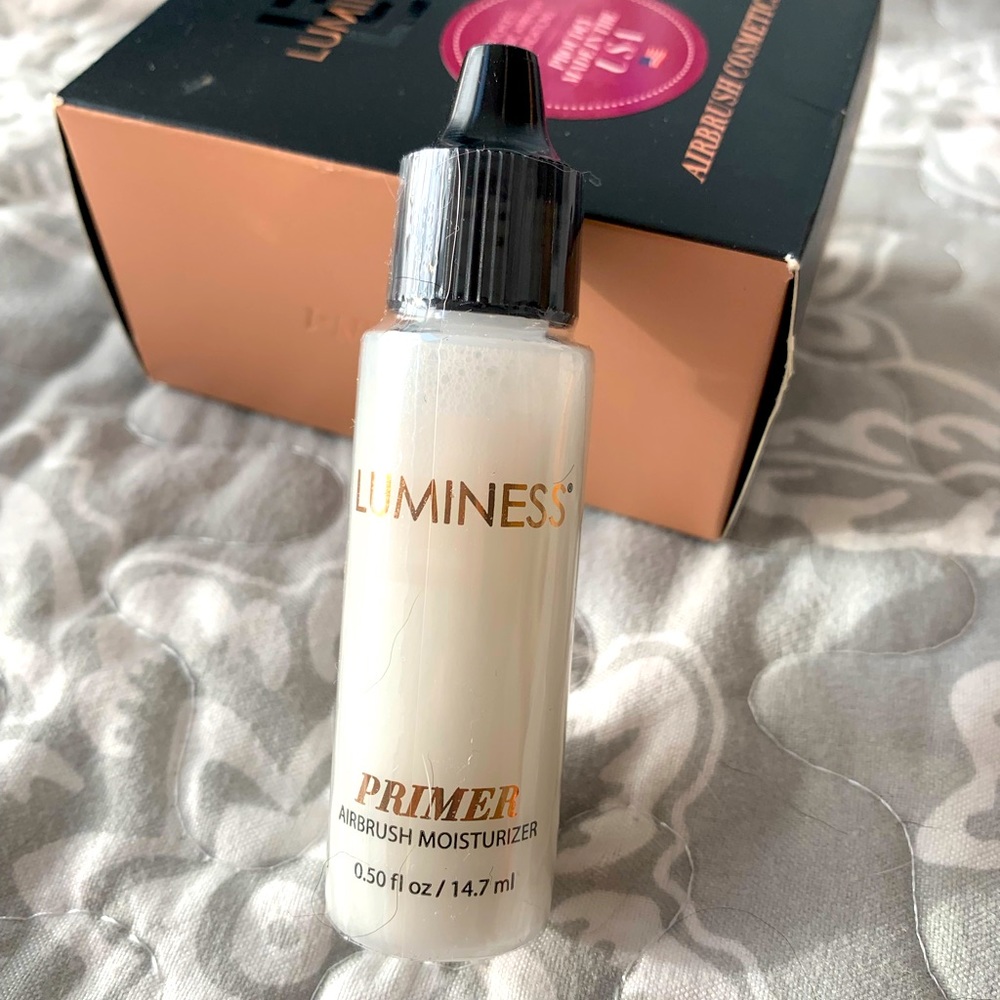 Luminess Airbrush Moisturizing Primer / New